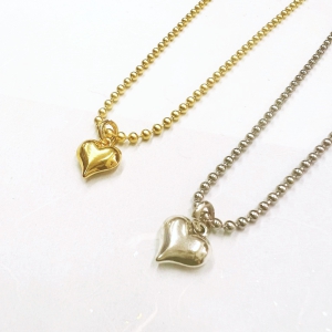 Disc necklace heart pendant